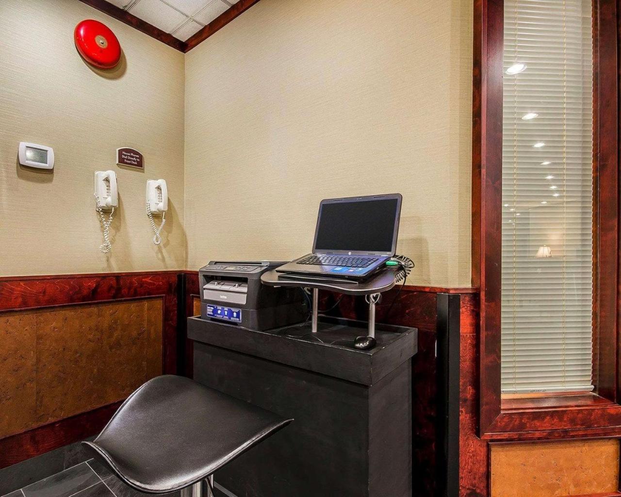 Comfort Inn & Suites Βικτώρια Εξωτερικό φωτογραφία